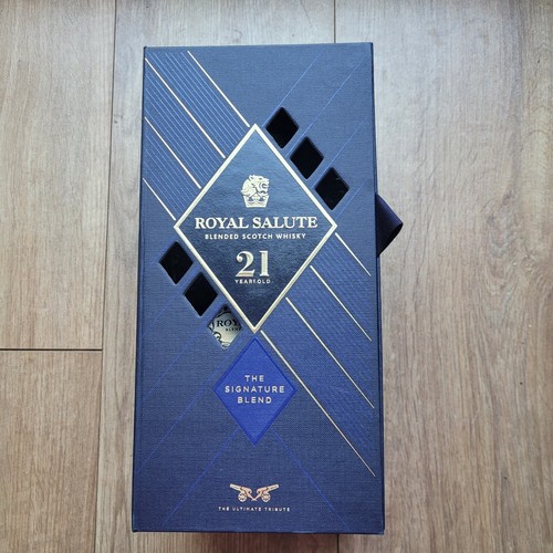Royal salute scotch years - royal,