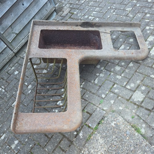 Vintage cast iron horse - , feeder