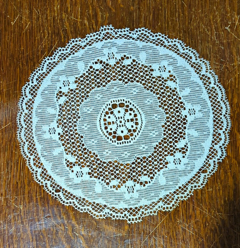 Five round lace doilies - round,
