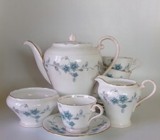 AYNSLEY DELPHINE PART COFFEE SET  SUGAR MILK & 4 CUPS & SAUCERS - GOOD CONDITION