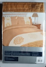 Linen & Lace embroidered Duvet