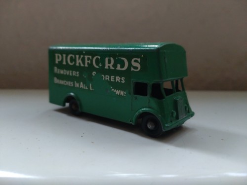 Lesney guy pickfords - guy,
