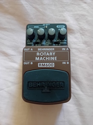 Behringer rm600 rotary - rotary, machine