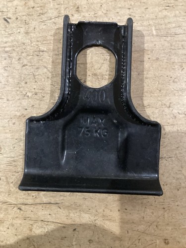 Thule spares 400 - thule, bracket
