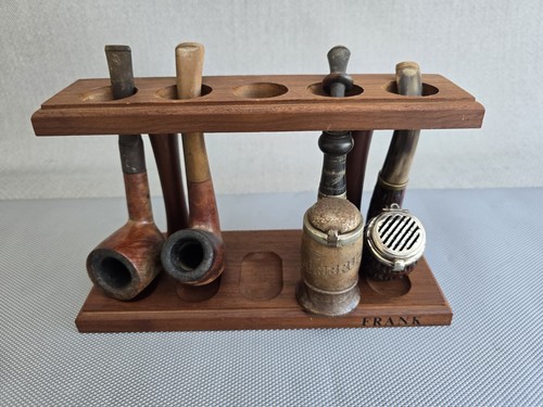 Lot estate pipes - of,