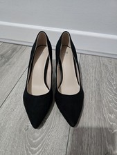 H&M black suede court shoes