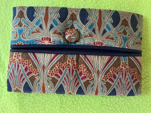Tissue holder x - tissue,