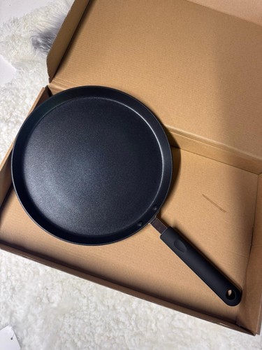 26cm cast iron - cast,
