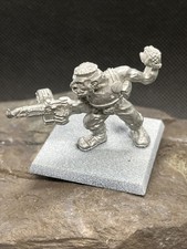 4cm tall & 5cm wide. Games