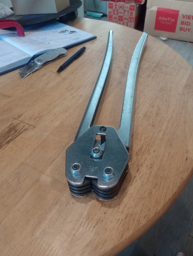 Manual strapping tool - strapping, half