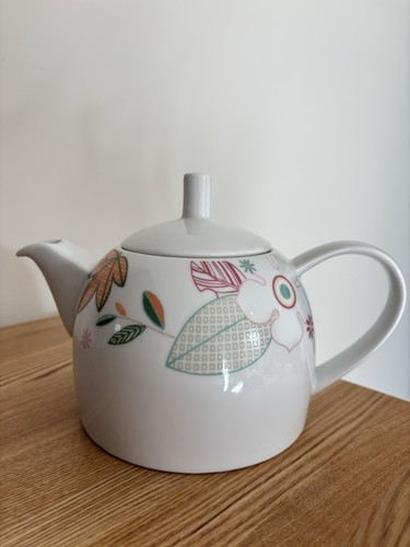Royal doulton floral teapot - royal,