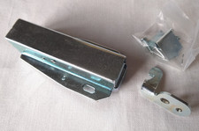 Tutch Latch, Automatic Push to Open Catch, Flush door, Cupboard, Cabinet, Loft