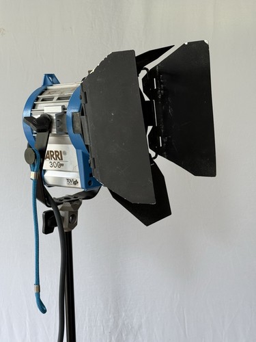 Used arri studio 300w - used,