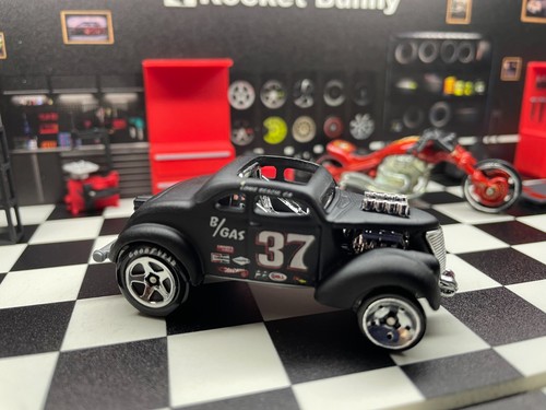 Hot wheels pass n gasser - hot,