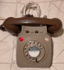 VINTAGE BT TELEPHONE 740