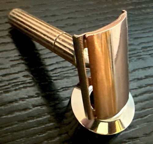 1940 gillette red brass - gillette,