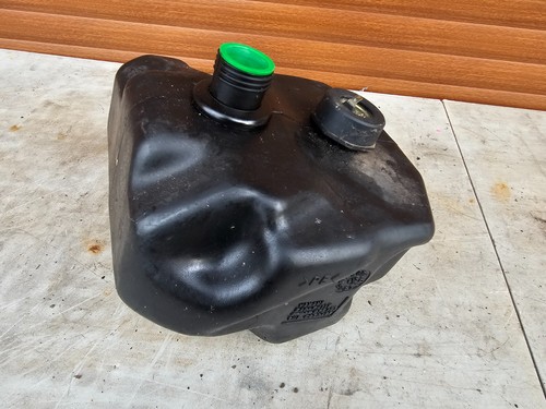 Yamaha neos fuel - 50, tank