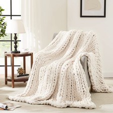 LAGRATY Chunky Knit Blanket