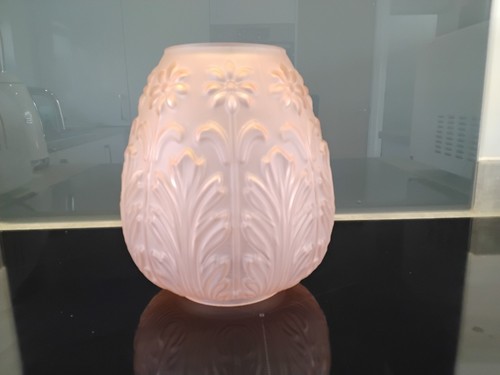 Vintage peachy pink moulded - peachy,