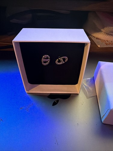Dior earrings box - cd,