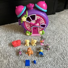 Teeny Little Families Alarm Clock House Playset & Cat Family + Accessories ⭐️