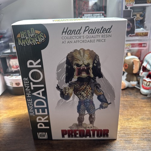 Predator jungle hunter - , head