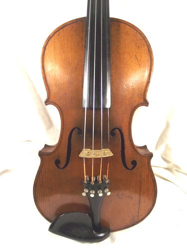 Antique fullsize violin - h2.,