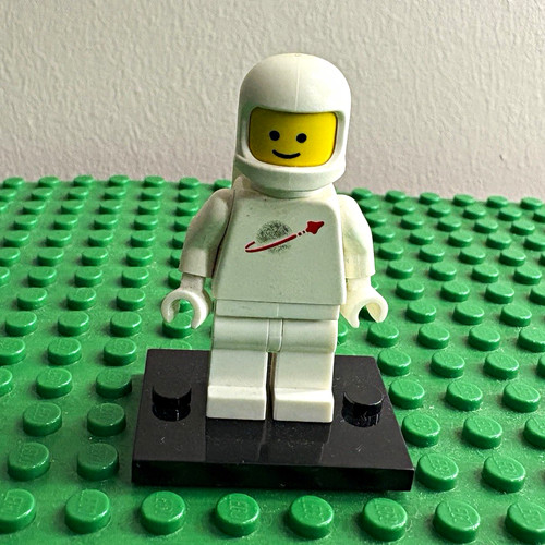 Lego white astronaut - lego,