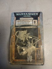 GAMES WORKSHOP WARHAMMER 40K CHAOS SPACE MARINE ICON BEARER 