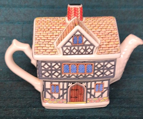 Vintage sadler tudor house - tudor,