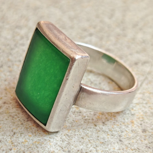 Silver tone signet ring size - tone,