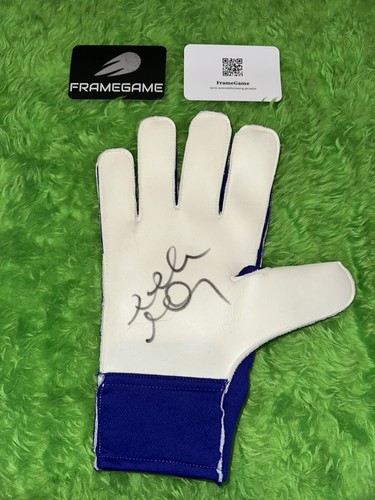 Allan mcgregor signed - mcgregor,