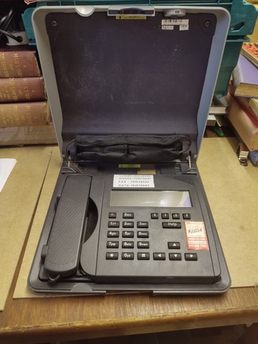 Nera worldphone satellite - nera,