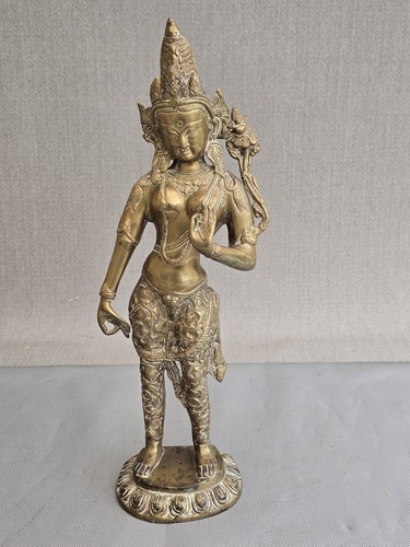 Vintage large brass tara - large,