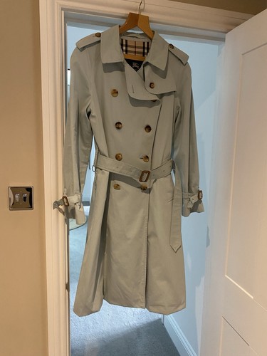 Burberry trench coat - coat, pale