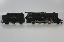 Wrenn W 2224 2-8-0 Class 8F Goods Engine . Used. OO Gauge