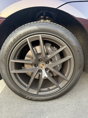 Genuine porsche macan turbo - porsche,