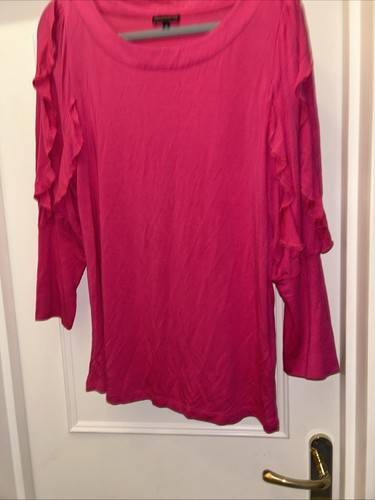 Three quarter sleeve top - quarter,