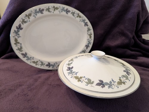 Royal doulton china - royal, "burgundy"