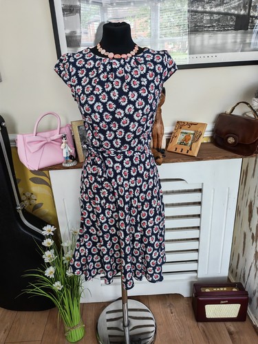 Brand new red herring - new,