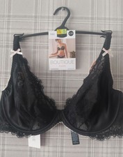 Marks&Spencer boutique