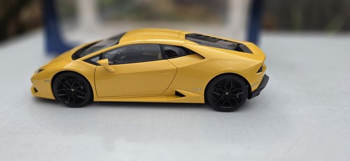 Autoart lamborghini huracan - lamborghini, lp