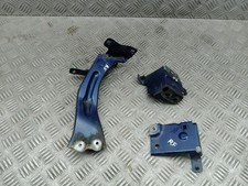 AUDI TT WING BRACKET FRONT