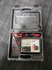 Megger MIT320 Insulation and