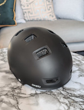 Oxelo MF500 Skateboard/Scooter Helmet - Black - RRP £24.99. Barely Used