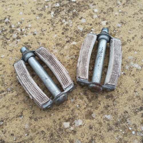 Union vintage bicycle - bicycle, pedals