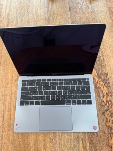 Macbook air inch mid - 13,