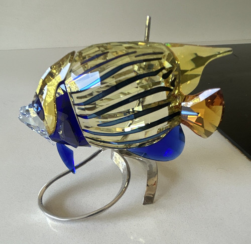 Unmarked swarovski fish - unmarked,