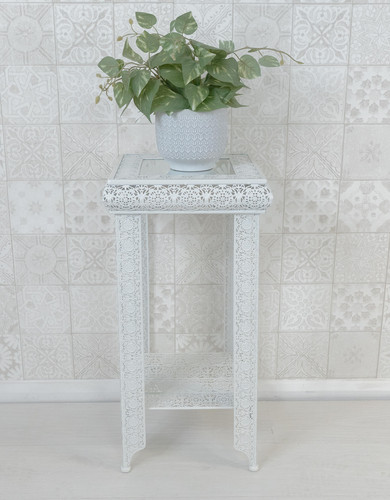 White embossed metal glass - white,