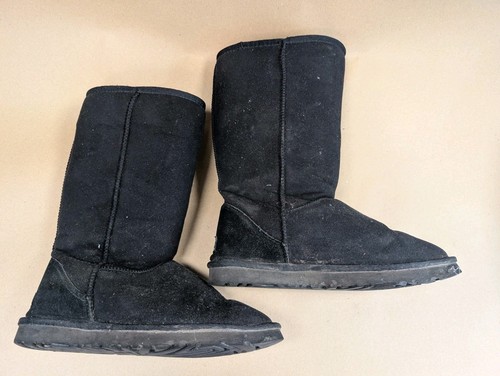 Ugg black suede mid calf - black,